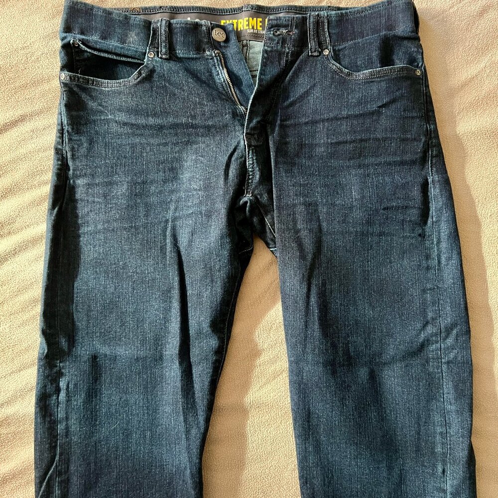 Lee Extreme Motion Slim Fit Straight leg jeans 36x30